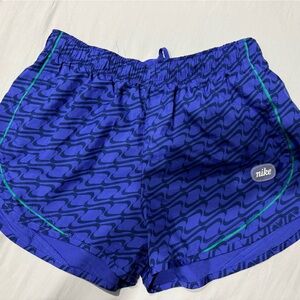 Nike Dri-FIT Running Shorts Purple Pattern Athletic Workout Women’s Size M